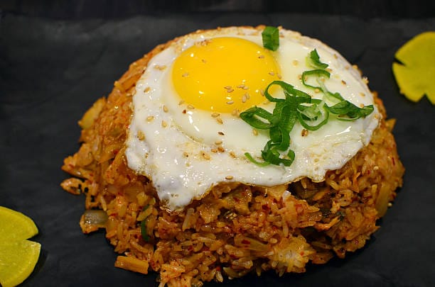 Kimchi Fried Rice (Kimchi Bokkeumbap)